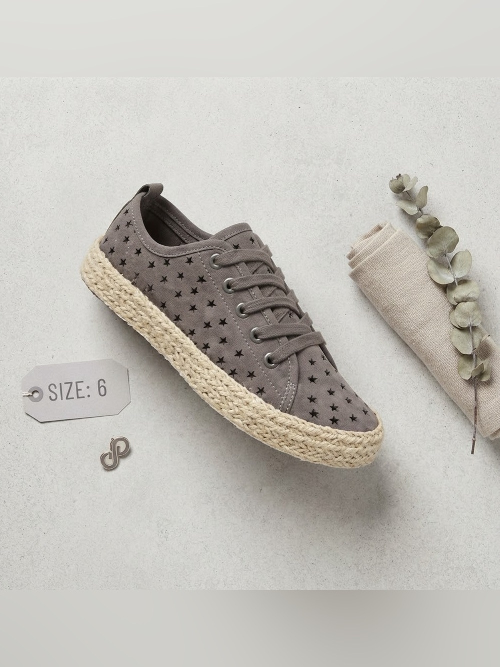 Universal Thread Women’s Jena Espadrille Lace Up Sneakers Gray Size 6 Star Cut